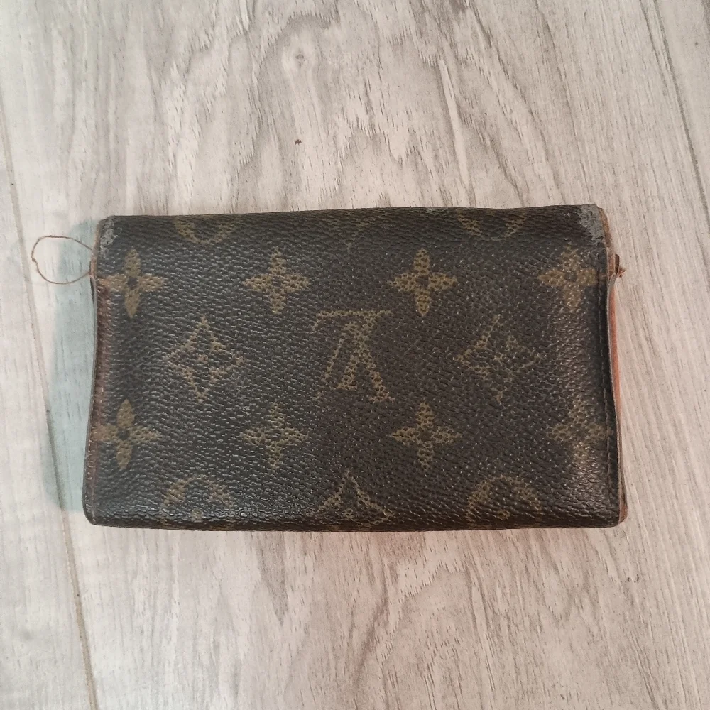 Authentic Louis Vuitton Monogram Canvas Wallet - Brown